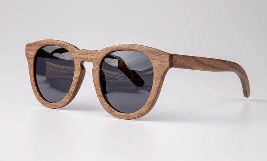 solglasögon herr, ekologiska solglasögon, solglasögon av bambu, utmärkt UV-skydd, perfekt passform, 100% naturliga material, fodral och rengöringsduk, presentidé