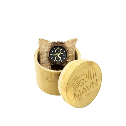 Terralux herrklocka i valnötsträ - framsida och urtavlan
Farsdag present 2025
present till pappa, present för honom
