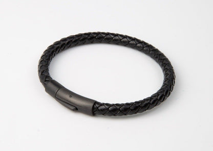 svart Vanstad läderarmband man  - MAVN Of Sweden,armband, herrarmband, läderarmband, stilrent armband, mode, accessoarer, presentbox, leverans, fri frakt, fri retur 