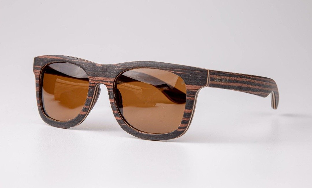 solglasögon herr, retro solglasögon, träsolglasögon, hållbara material, utmärkt UV-skydd, perfekt passform, stilfullt val